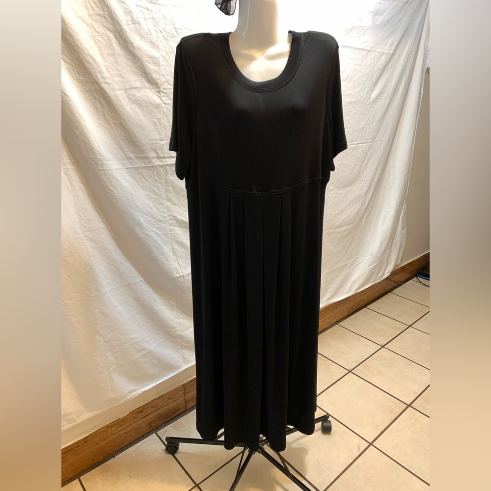 Vintage Kathy Lee Elegant Black Maxi Dress